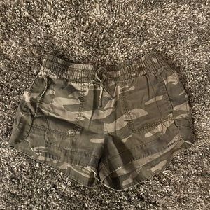 Womens Express Camo Shorts Size S
